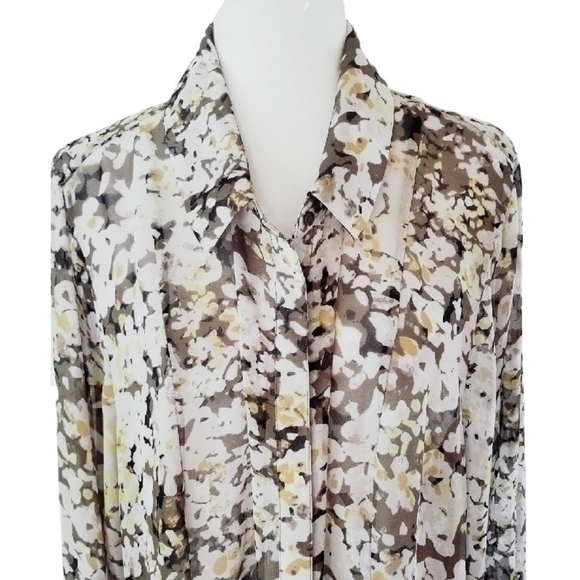 LANE BRYANT SEMI SHEER WATERCOLOR BLOUSE SZ 4X - Picture 4 of 9